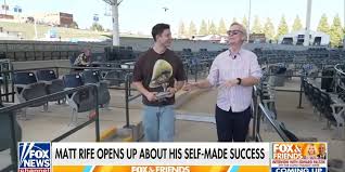 Steve Doocy catches up with viral comedian Matt Rife on tour