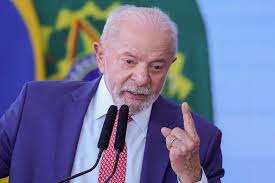 Lula diz que governo não vai repetir com terras raras o erro cometido com minério | Política