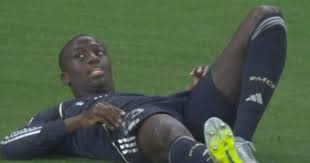 Ferland Mendy picks up injury in first half against Espanyol