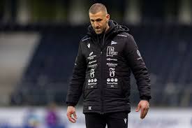 (+) Derfor er Start-treneren uenig med eksper­tene