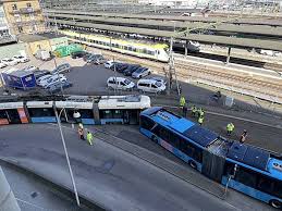 DN Direkt – Buss och spårvagn i krock i Göteborg