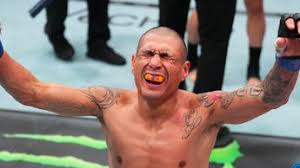 Edgar Chairez consigue imponente victoria en UFC Vegas 118 y asciende en ranking