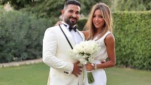 أحمد سعد يعلق على خبر طلاقه من علياء بسيوني: "سيبوا عائلتي في حالها"