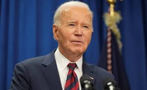 Biden presenta demanda para impedir difusión de conversaciones con su biógrafo; denuncia 
