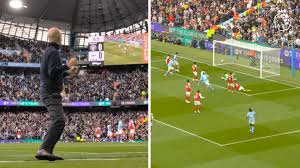 BENCH CAM: Guardiola and Arteta REACT to Man City v Arsenal 📹