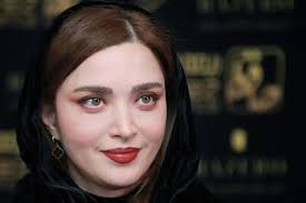 تاریخ وبگردی | تغییر چهره بهنوش طباطبایی و نفس بازغی بعد از ۱۱ سال؛ قاب نایاب از دو بازیگر سریال‌های خاطره‌انگیز