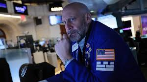 Dow Jones Industrial Average falls due to rising oil prices