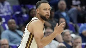 Stephen Curry Sends Strong Message to Warriors About NBA Future