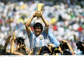 Resultado de imagem para Maradona