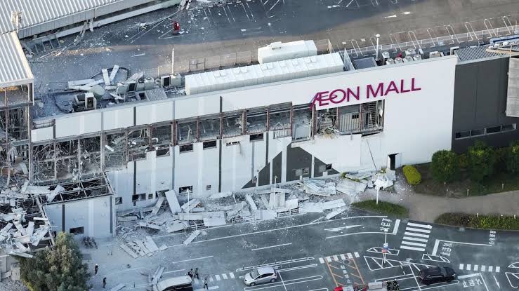 Powerful earthquake strikes Kumamoto prefecture in Japan, knocking out power to 40,000 homes and leaving several presumed dead.