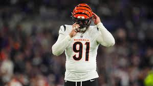 Bengals Face Contract Disputes with Trey Hendrickson and Shemar Stewart