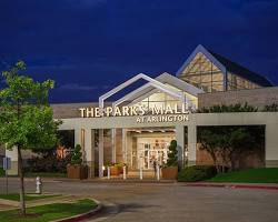 Image of Parks Mall at Arlington