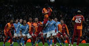 Yazarlardan Galatasaray için flaş yorum: Okan Buruk'a yazar! - Futbol Haberleri