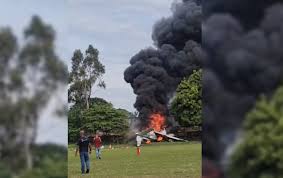 Duas pessoas morrem em queda de avião de pequeno porte em Marília