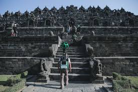 Hasil gambar untuk borobudur