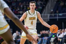 Siena vs. Quinnipiac men's basketball features MAAC Player of the Year candidates