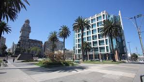 Ademu para y se moviliza: Maestros exigen seguridad en escuelas