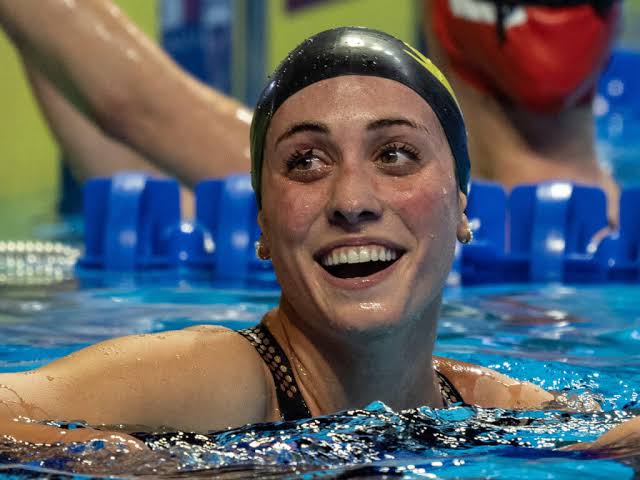 Emma Weyant Passes Three Olympians on Final 50 to Become One Herself With  Stunning 400 IM Win