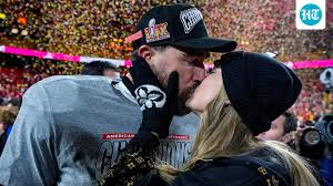 Taylor Swift at Chiefs vs Texans SNF amid Travis Kelce wedding talks? Latest update | Hindustan Times