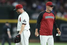 Merrill Kelly accuses Cubs coach of relaying signs: ‘A little bush league’