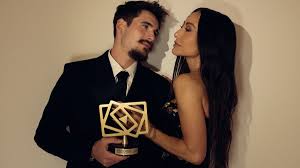 Sabrina Sato no México! E Nicolas Prattes Faz História! 😱