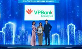 VPBankS nhận giải thưởng nơi làm việc tốt nhất Việt Nam