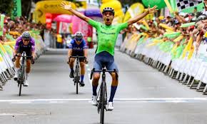 Sebastián Castaño gana etapa en Clásico RCN; Camargo se aferra al liderato - Imagen principal del artículo
