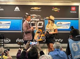 Miranda Lambert on stage