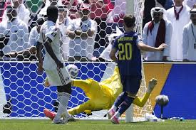3-1. Bosnia elimina a Catar y se aferra al sueño de los dieciseisavos
