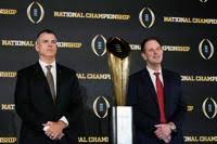 Transfer QBs Mendoza, Beck headline college football's biggest game and signify broader trend