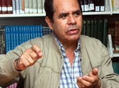 Historiador Manuel Carrero sostiene que Páez no logró entrar en el corazón del pueblo - Manuel-Carrero.-foto-1-GB-1