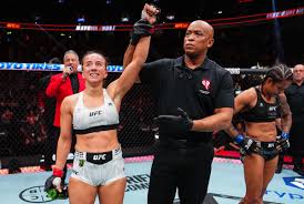 ¿Alexa Grasso y Maycee Barber: La próxima confrontación en la UFC? ¿El árbitro Mark Smith será el problema?