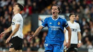 Un enrachado Álvaro Carreras regresa con el Real Madrid al estadio Da Luz