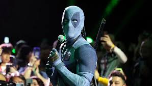 Deadpool Invades Marvel Panel in Unseen Costume