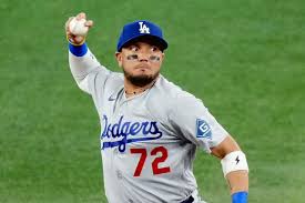 ロハスに求む“引退撤回” 大谷救った好判断「神」「素晴らしい」…日本人感謝の声（Full-Count）