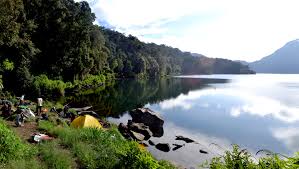 Hasil gambar untuk keindahan gunung