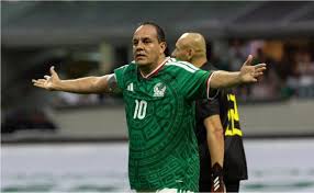 Cuauhtémoc Blanco cuestiona la remodelación del Estadio Azteca