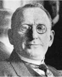 William Joseph Simmons founded the second Ku Klux Klan in 1915 William Joseph Simmons founded the second Ku Klux Klan in 1915. - kkk_simmons