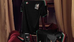 Tercera Equipación