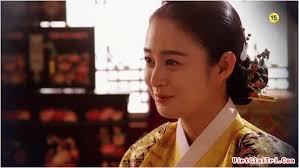 Kim Tae Hee đẹp rực rỡ trong lễ sắc phong Hoàng hậu - kim-tae-hee-dep-ruc-ro-trong-le-sac-phong-hoang-hau-72ee0e