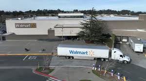 Walmart readies cross-border shipping program for sellers