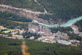 banff - Trending in Canada