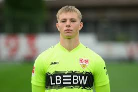 Official: Stuttgart tie down talented shot-stopper Hellstern on long term deal