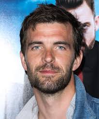 Lucas Bryant Short Straight Hairstyle - Lucas-Bryant