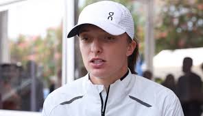 Marta Kostyuk - Caty McNally