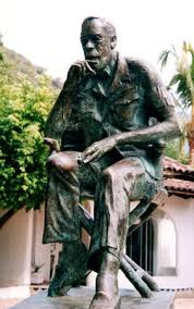 Resultado de imagen para john huston statue puerto vallarta