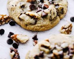 Image of Soraya Sweets Chocolate Chip Walnut Cookie