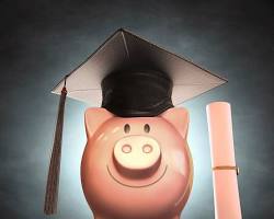 Image of piggy bank wearing a graduation cap