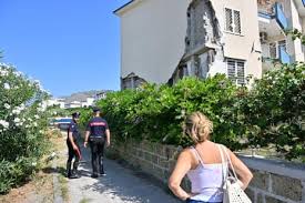 Scores injured as earthquake hits near Naples in seismic swarm