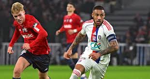 En direct Football. Suivez OL-Nice : les Lyonnais veulent poursuivre leur série victorieuse